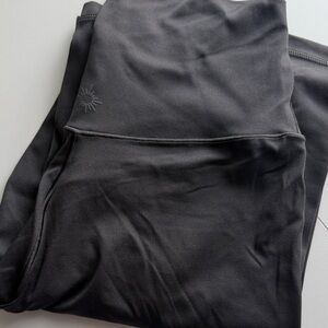 Offline by Aerie charcoal leggings